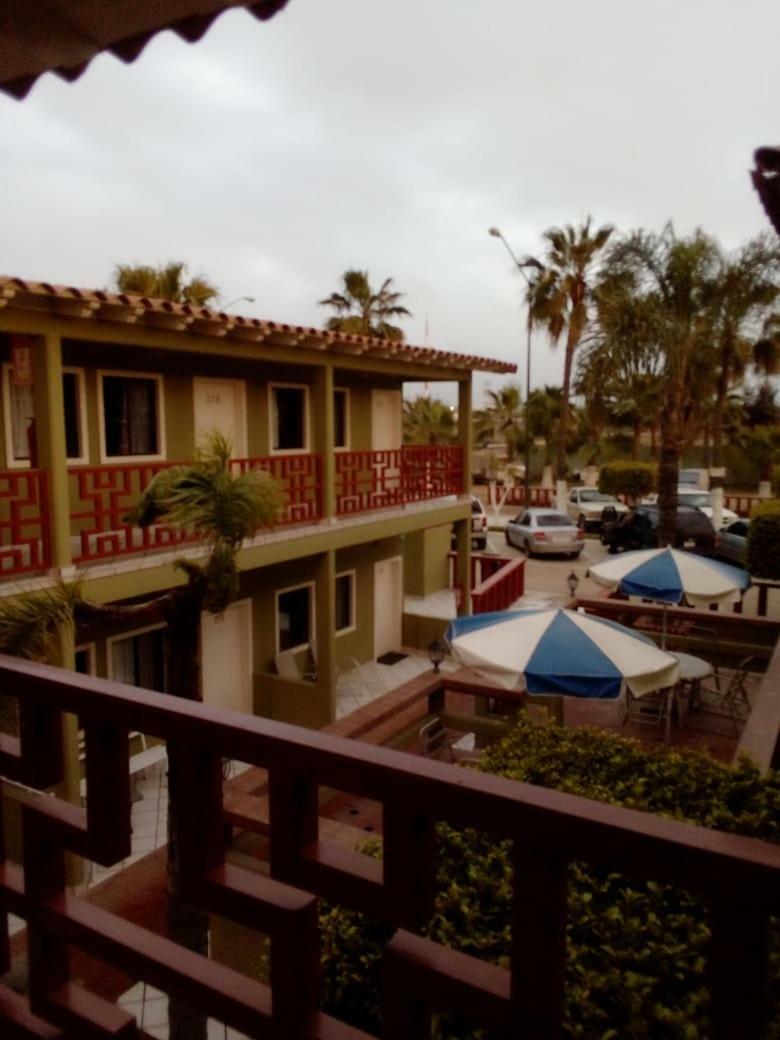 Hotel Azteca Inn Ensenada Ngoại thất bức ảnh