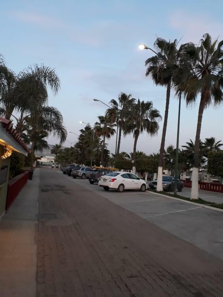 Hotel Azteca Inn Ensenada Ngoại thất bức ảnh