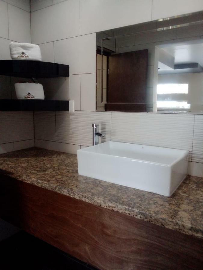 Hotel Azteca Inn Ensenada Ngoại thất bức ảnh